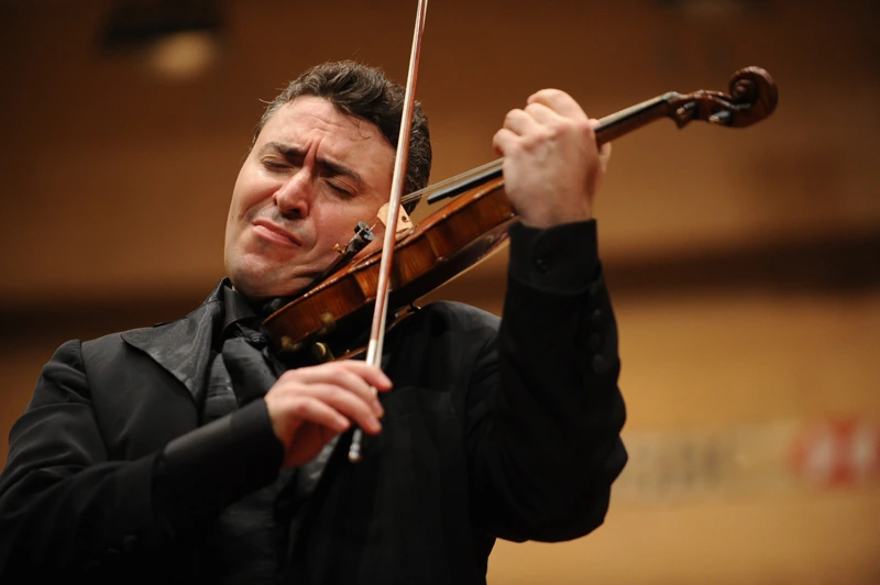 Maxim Vengerov performing on violin on stage